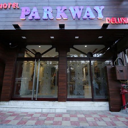 ניו דלהי Hotel Parkway Deluxe מראה חיצוני תמונה
