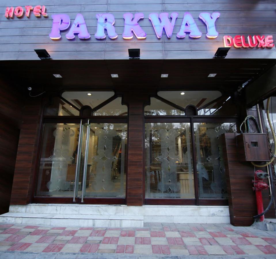 ניו דלהי Hotel Parkway Deluxe מראה חיצוני תמונה