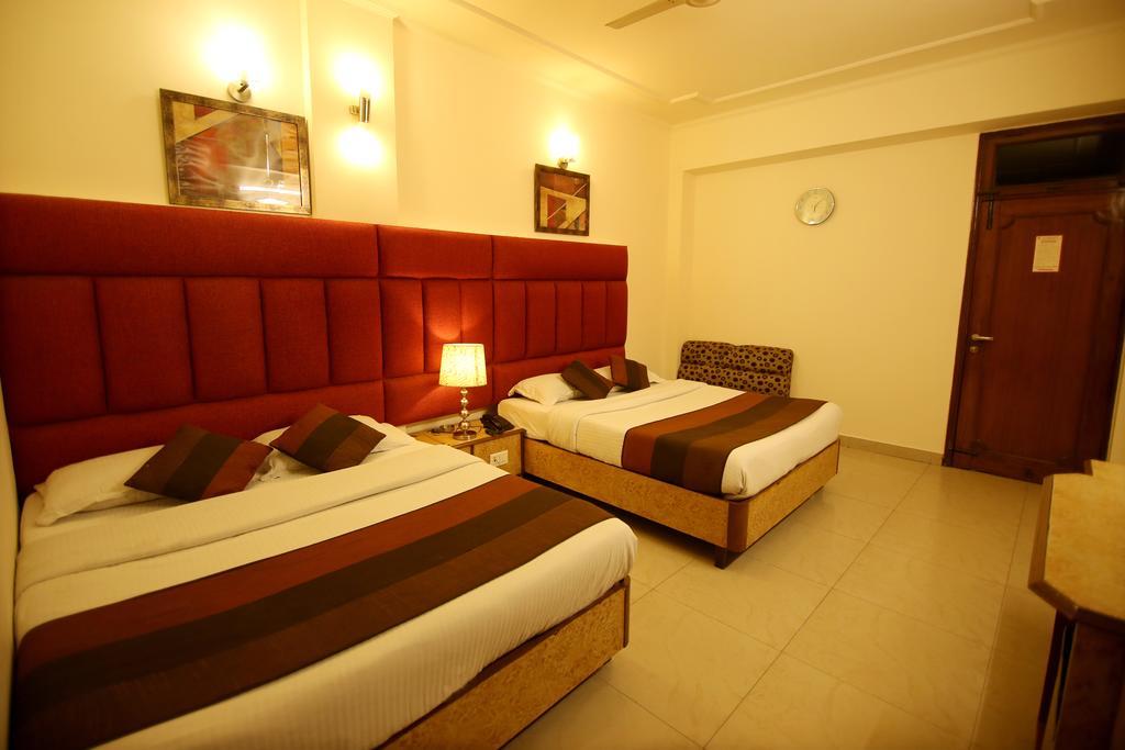 ניו דלהי Hotel Parkway Deluxe מראה חיצוני תמונה