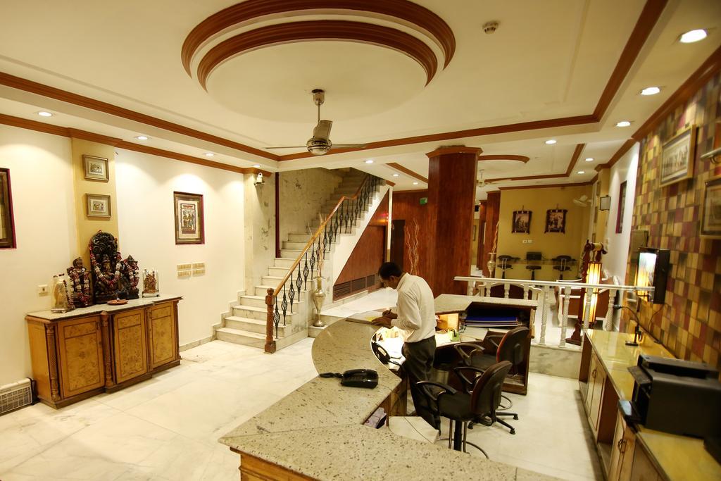 ניו דלהי Hotel Parkway Deluxe מראה חיצוני תמונה